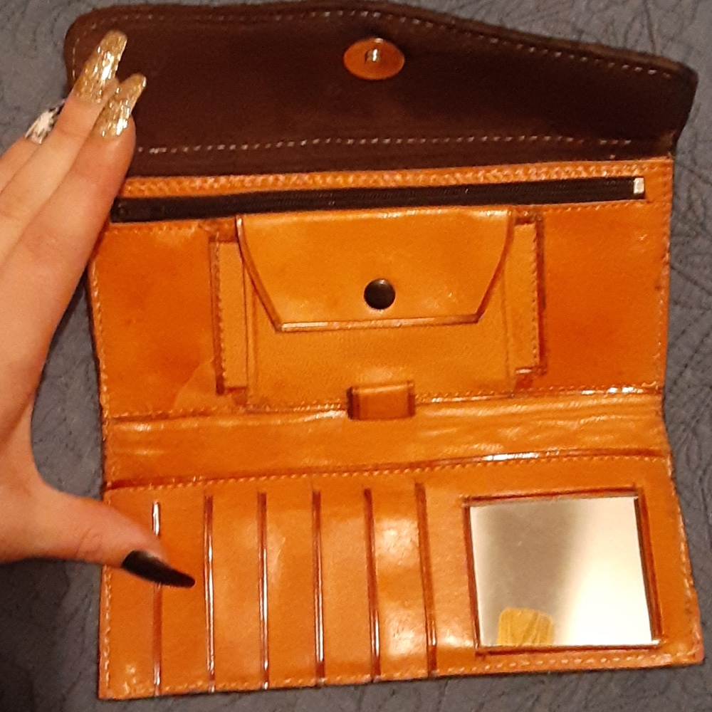 Wallet - Picture 2 of 7